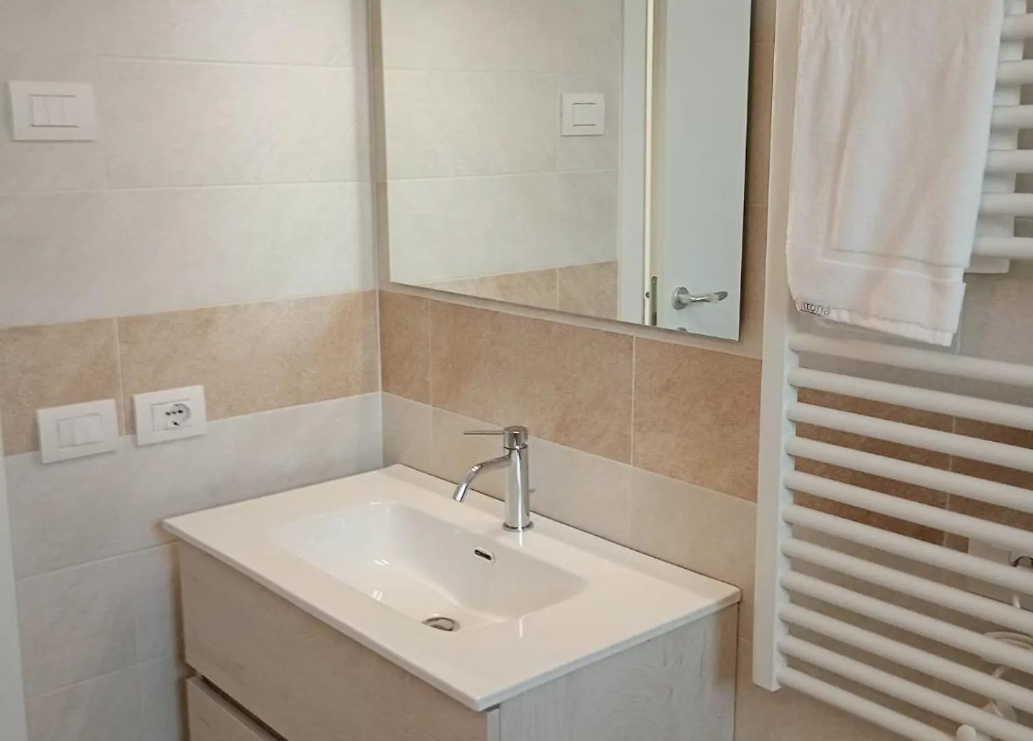 Residence Florinas Con Piscina - Family Apartments Lido Di Jesolo 0*,  Italië