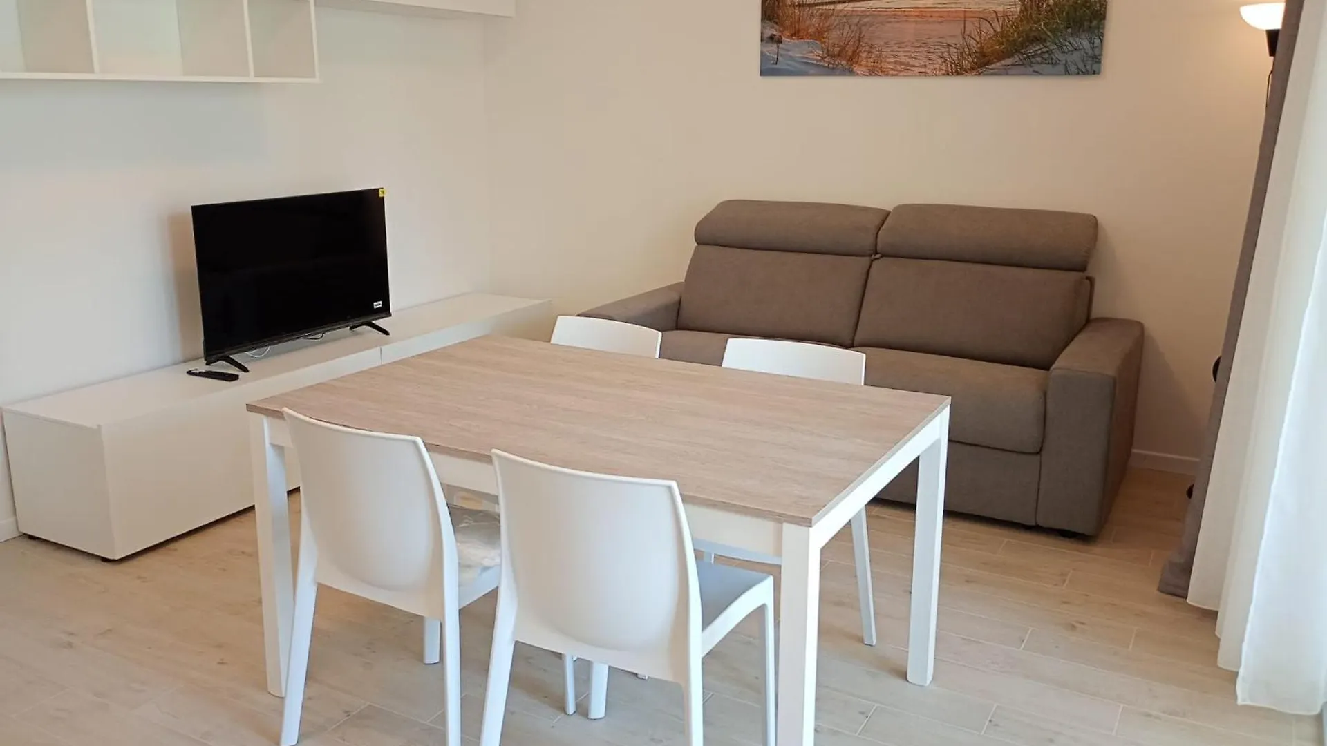 Residence Florinas Con Piscina - Family Apartments Lido Di Jesolo