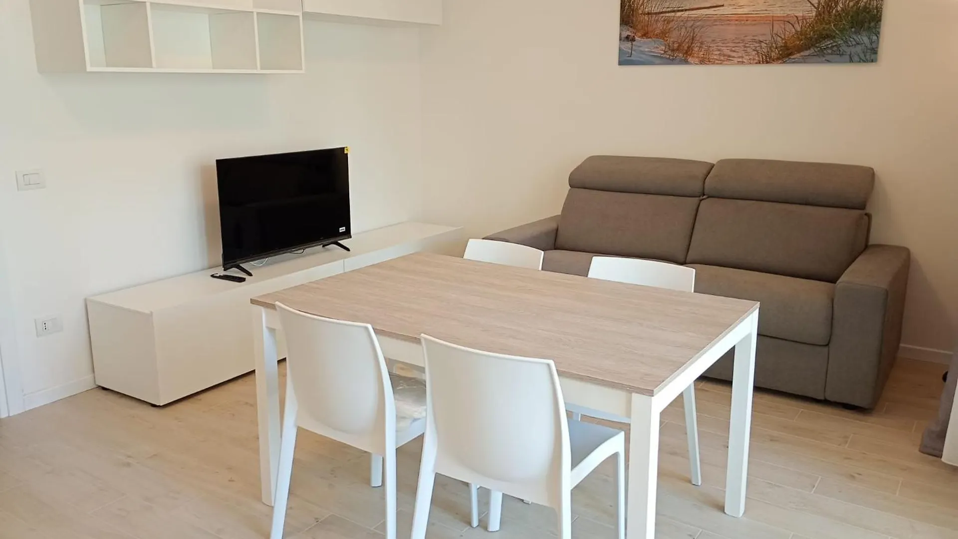 Residence Florinas Con Piscina - Family Apartments Lido Di Jesolo