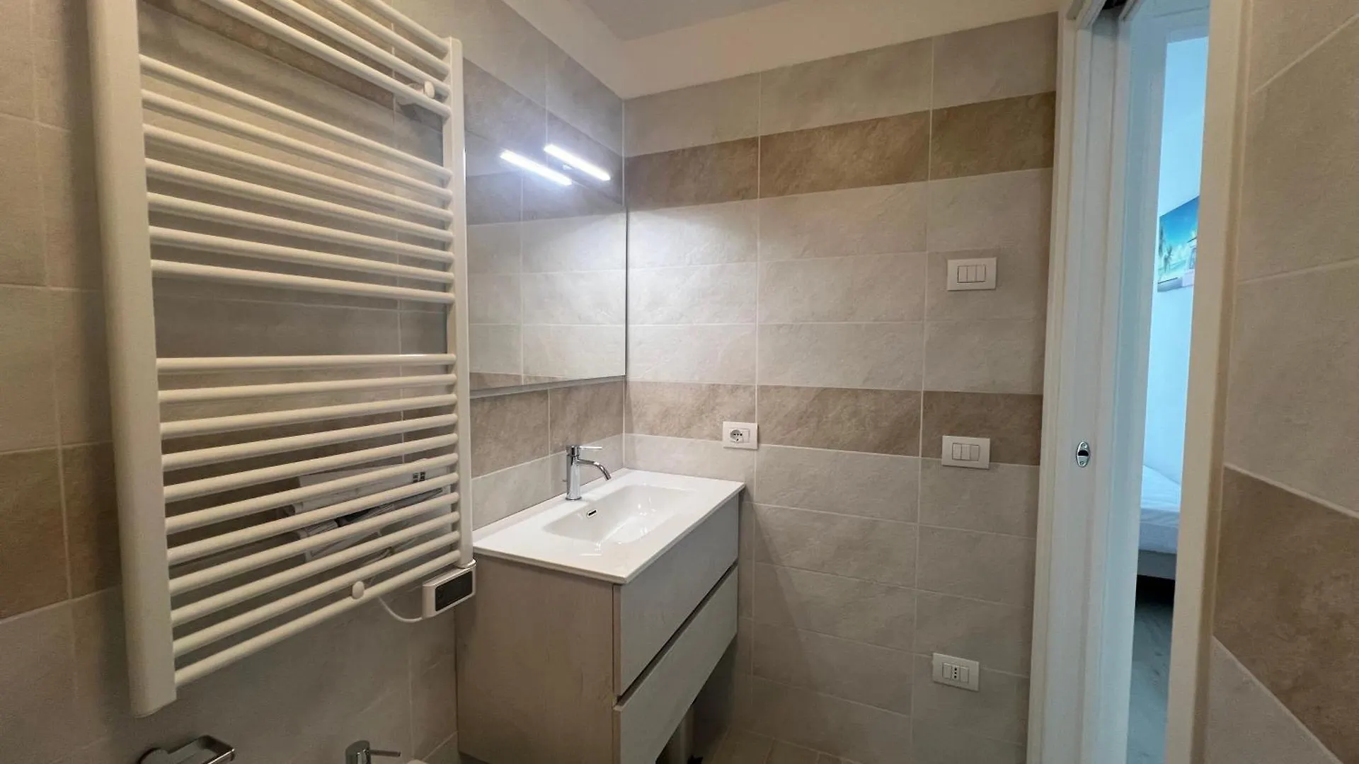 Residence Florinas Con Piscina - Family Apartments Lido Di Jesolo